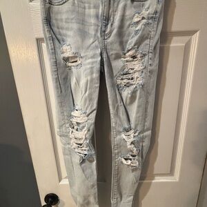 American Eagle  hi rise jegging size 8 regular distressed ripped light blue